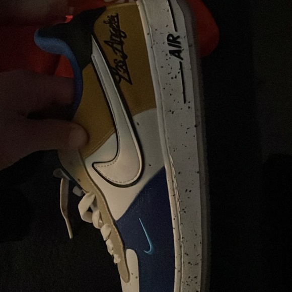 Nike Air Force1 LA - Picture 1 of 3